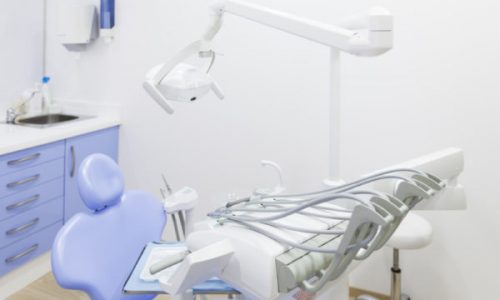 clinica-dental-ruiz-aguilar-sevilla-sillon clinica-dental-ruiz-aguilar-sevilla-sillon
